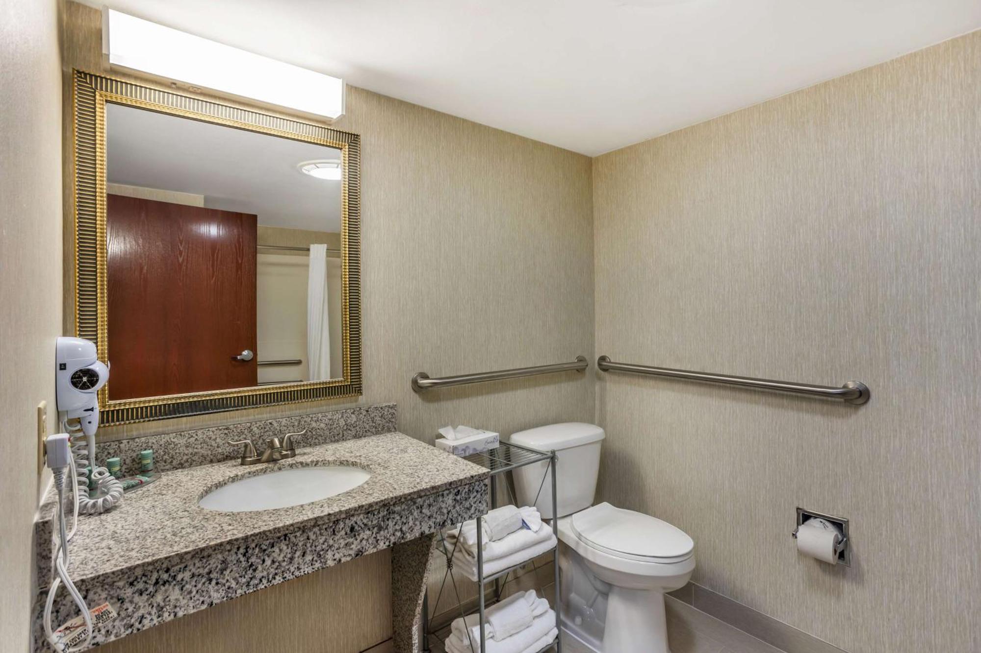 Best Western Danville Inn Esterno foto